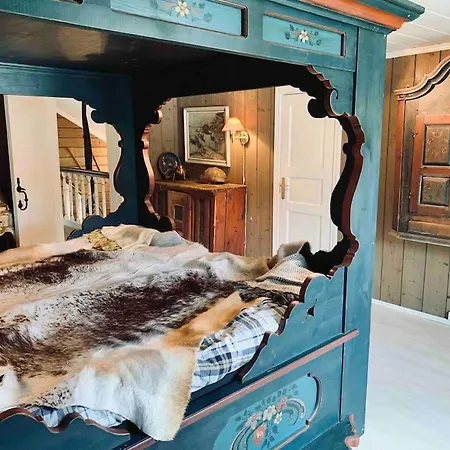 Holiday home Eventyrlig Tommerhytte Pa Gardstun Vinstra