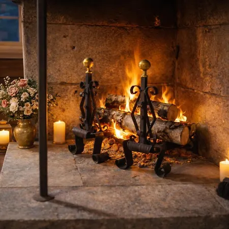 Eventyrlig Tommerhytte Pa Gardstun Дом отдыха Винстра