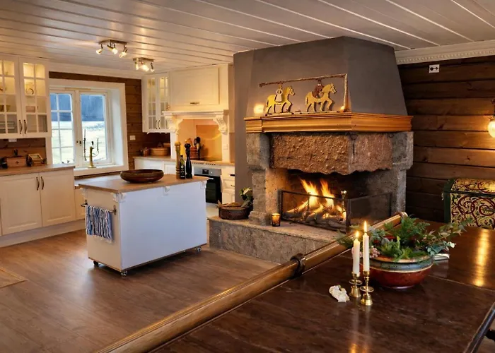 Eventyrlig Tommerhytte Pa Gardstun Vakantiehuis