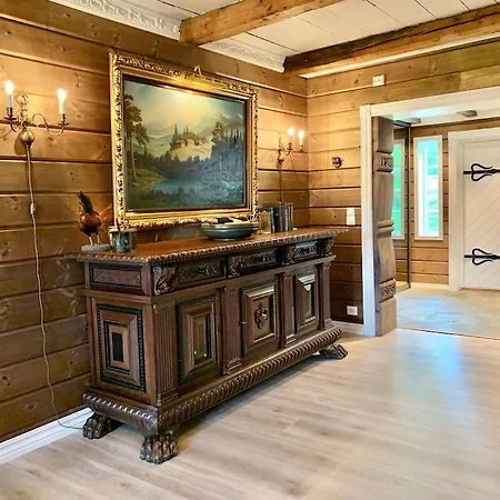 Eventyrlig Tommerhytte Pa Gardstun Vinstra